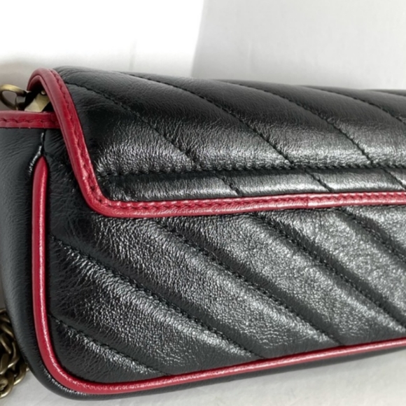 COPY - Gucci mini maramount bag - Picture 2 of 3